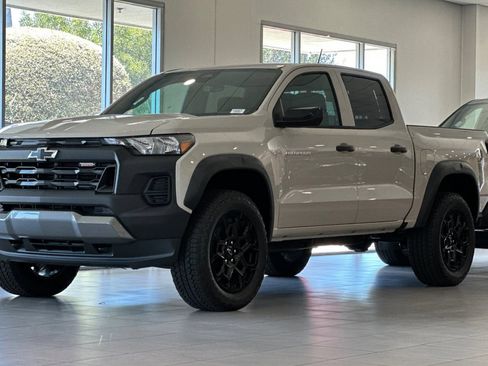 New 2026 Chevrolet Colorado Trail Boss AWD/4WD image 5