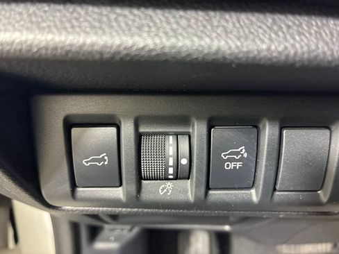 Used 2020 Subaru Outback Limited w/ Popular Package #2 image 25