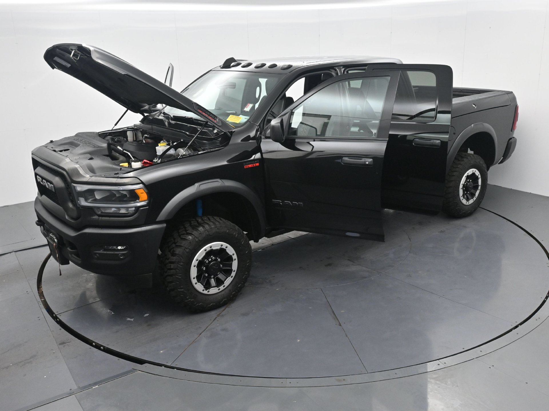 Used 2022 RAM 2500 Power Wagon w/ Level 1 Equipment Group AWD/4WD image 38