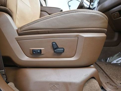 Used 2024 RAM 3500 Limited w/ Towing Technology Group image 53