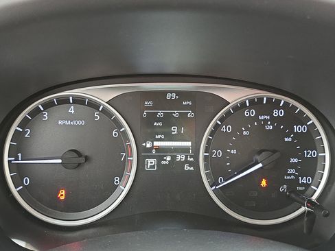 New 2025 Nissan Kicks Play S image 18