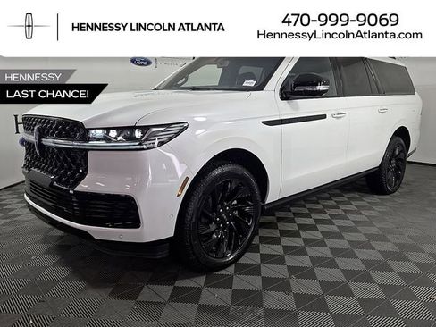 New 2025 Lincoln Navigator L Reserve w/ Jet Appearance Package AWD/4WD image 1