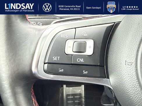 Used 2017 Volkswagen GTI SE image 21