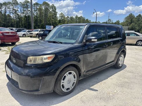 Used 2010 Scion xB image 1