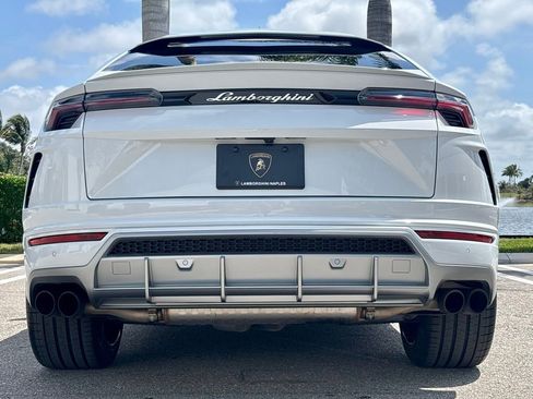 Used 2020 Lamborghini Urus AWD/4WD image 8