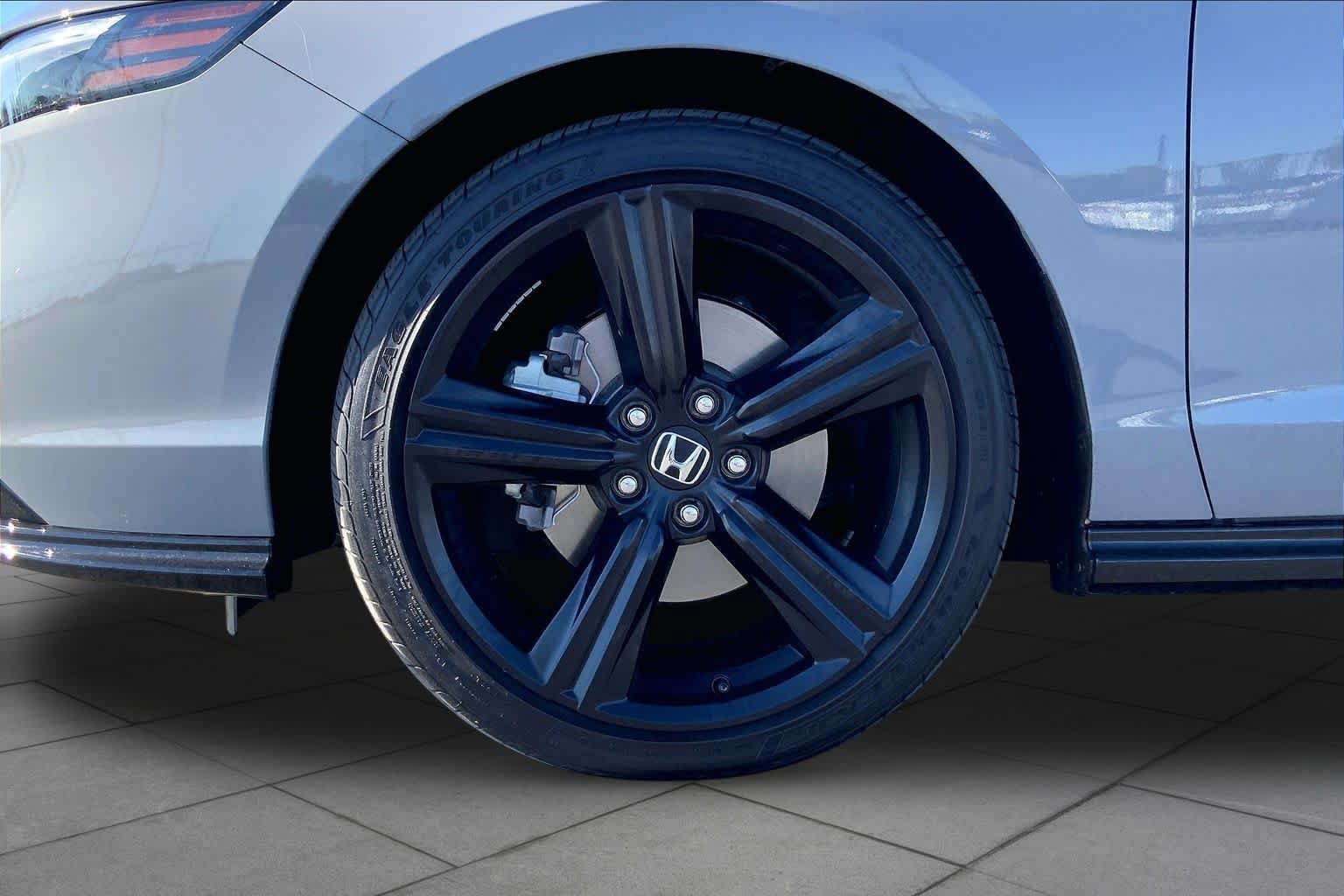 Used 2024 Honda Accord Sport image 10
