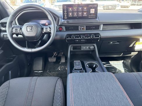 New 2026 Honda Pilot Sport image 17