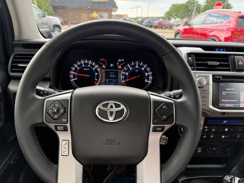 Used 2016 Toyota 4Runner Limited AWD/4WD image 16