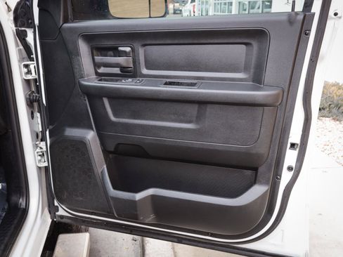 Used 2022 RAM 3500 Tradesman w/ Chrome Appearance Group image 25