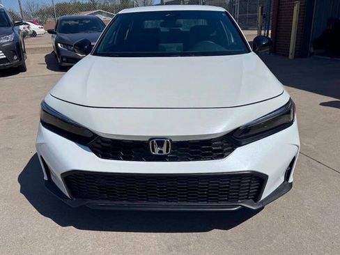 Used 2026 Honda Civic Sport image 2