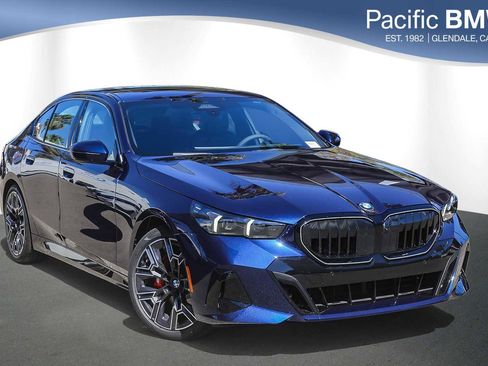 New 2026 BMW 530i w/ M Sport Package image 1