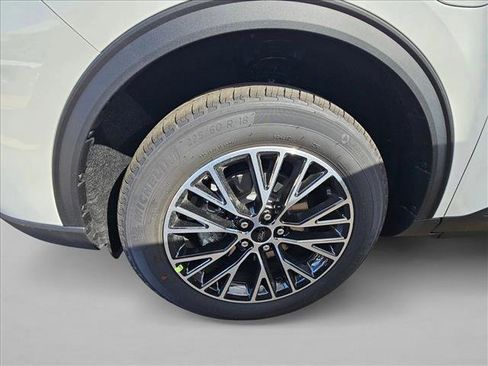 New 2026 Ford Escape SE FWD image 7