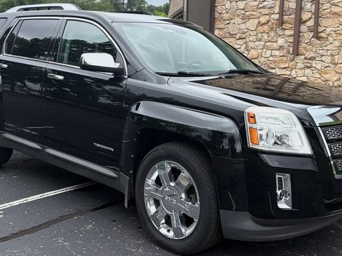 Used 2012 GMC Terrain SLT w/ Chrome and Technology Package AWD/4WD image 3