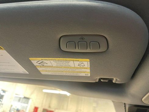 Used 2023 Ford F250 Lariat w/ Lariat Ultimate Package image 36