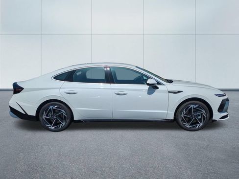 New 2026 Hyundai Sonata SEL FWD image 7
