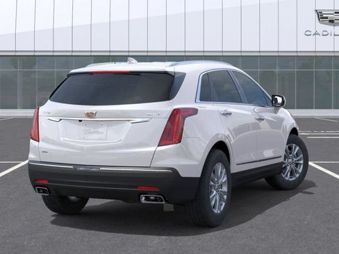 New 2026 Cadillac XT5 Luxury w/ LPO, Floor Liner Package AWD/4WD image 4