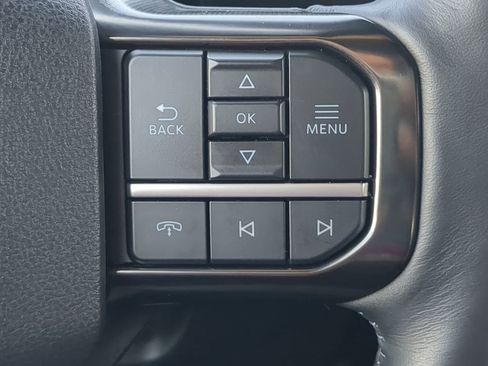 Certified 2025 Ford F450 Platinum w/ FX4 Off-Road Package image 25