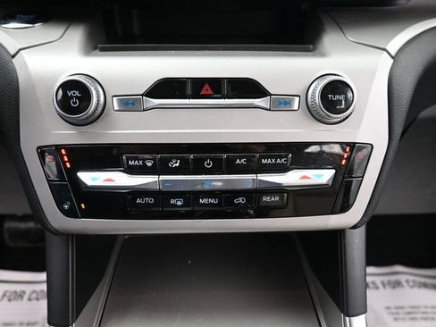 Used 2023 Ford Explorer XLT w/ Equipment Group 202A image 16