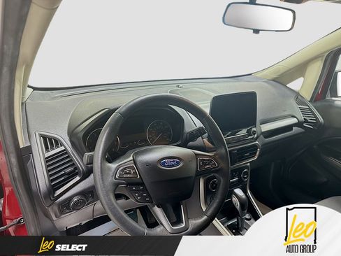 Used 2020 Ford EcoSport SE w/ SE Convenience Package FWD image 9