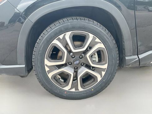 Used 2024 Subaru Ascent Limited w/ Technology Package AWD/4WD image 32