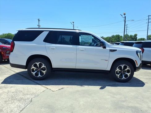 New 2026 GMC Yukon AT4 w/ AT4 Premium Plus Package AWD/4WD image 8