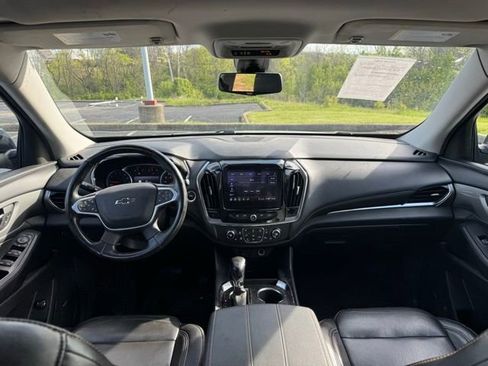 Used 2021 Chevrolet Traverse RS w/ LPO, Floor Liner Package image 11