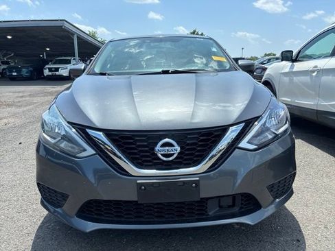 Used 2018 Nissan Sentra SV FWD image 2