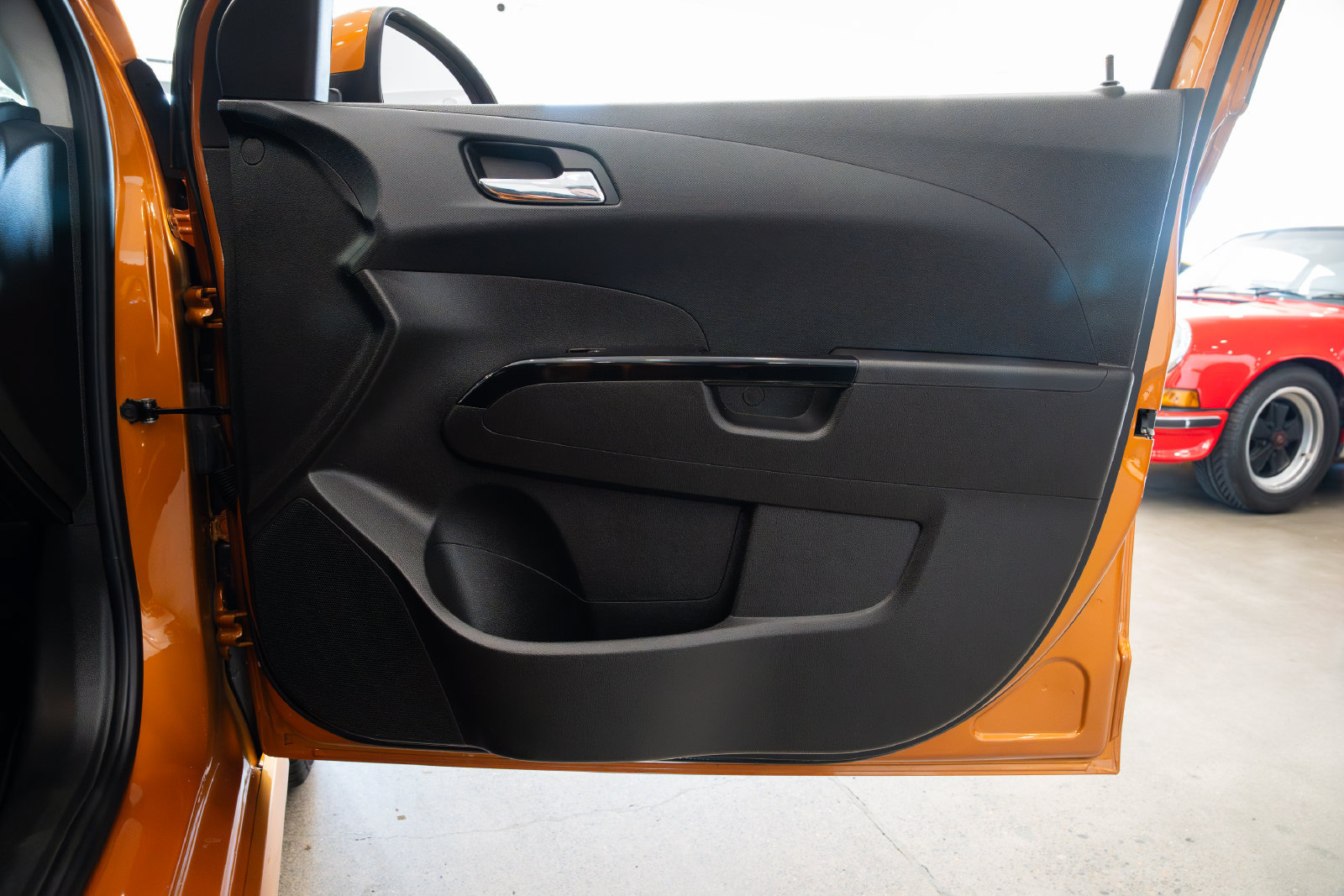 Used 2017 Chevrolet Sonic LT FWD image 21