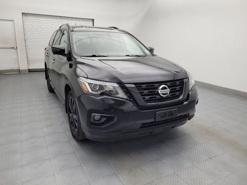 Used 2018 Nissan Pathfinder SL w/ Midnight Edition Package AWD/4WD image 14