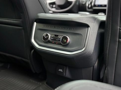 New 2027 Ford Expedition Platinum w/ Stealth Appearance Package AWD/4WD image 21