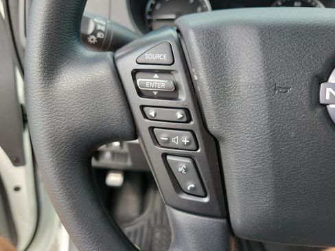 Used 2025 Nissan Frontier S AWD/4WD image 21
