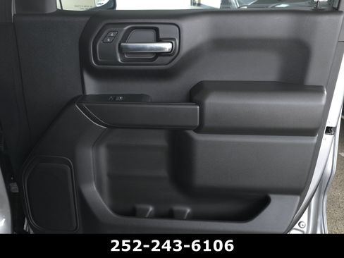 Used 2023 Chevrolet Silverado 1500 Custom AWD/4WD image 35