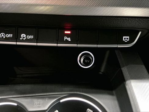 Used 2017 Audi A4 2.0T Premium Plus w/ Premium Plus Package image 34