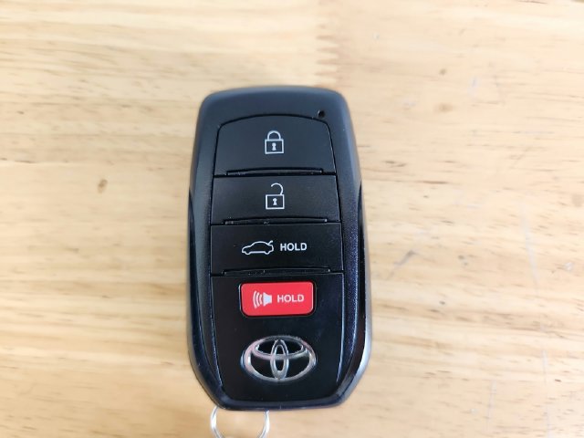 Used 2026 Toyota Camry LE FWD image 9