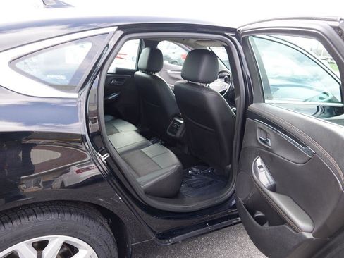 Used 2019 Chevrolet Impala LT image 26