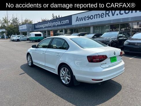 Used 2017 Volkswagen Jetta SEL FWD image 5