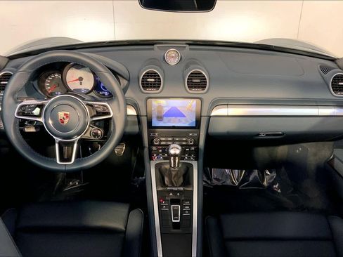 Used 2025 Porsche 718 Boxster S image 14