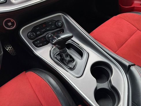 Used 2022 Dodge Challenger R/T Scat Pack w/ Plus Package RWD image 17