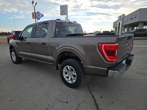 Used 2023 Ford F150 XLT image 4