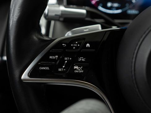 Used 2022 Mercedes-Benz S 500 4MATIC w/ AMG Line Package image 29