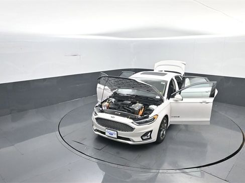 Certified 2019 Ford Fusion Titanium image 36