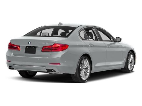 Used 2017 BMW 540i RWD image 3