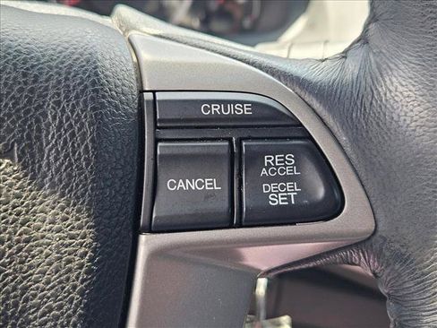 Used 2010 Honda Accord EX-L image 11