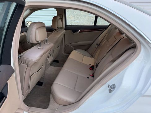Used 2011 Mercedes-Benz C 300 Sedan image 29