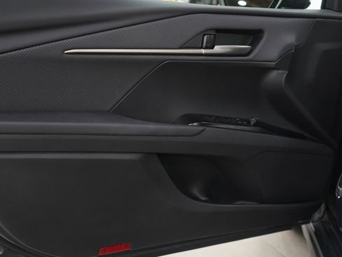 Used 2025 Toyota Camry SE image 16