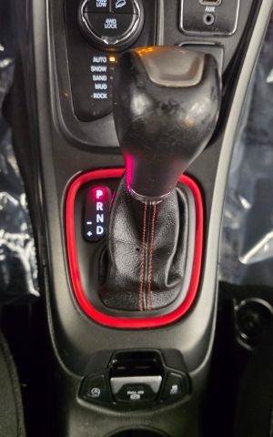 Used 2019 Jeep Compass Trailhawk w/ Cold Weather Group AWD/4WD image 21