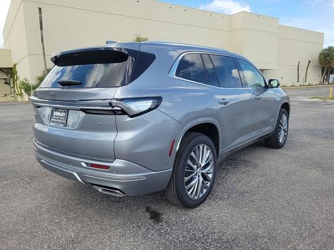 New 2026 Buick Enclave Avenir w/ Super Cruise Package FWD image 5