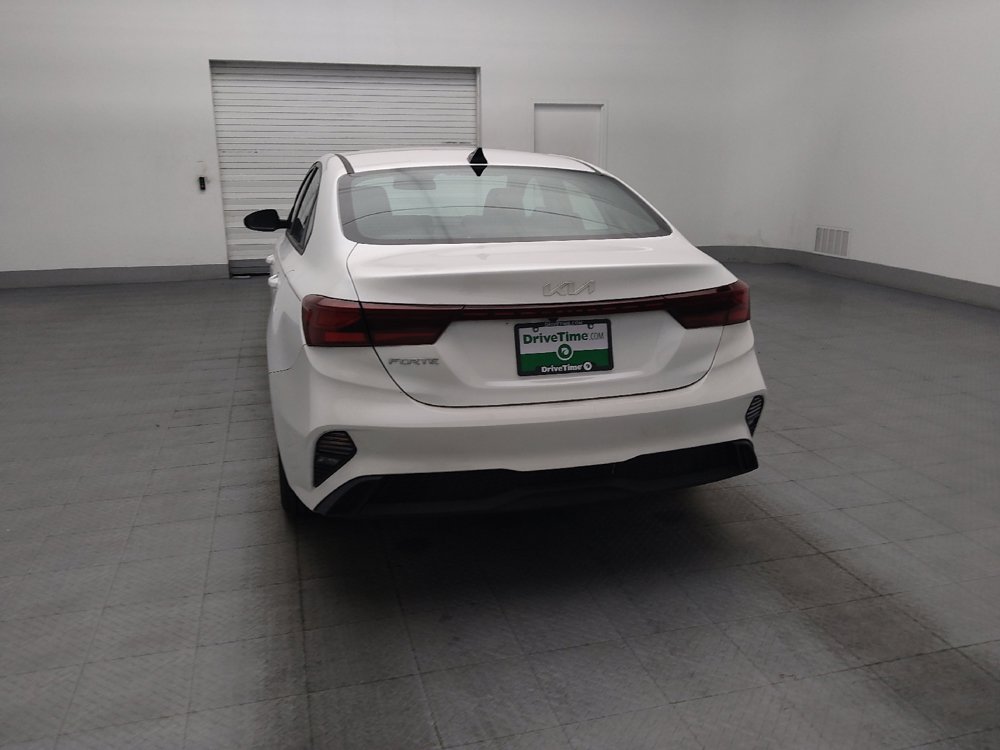 Used 2023 Kia Forte LXS w/ LXS Technology Package FWD image 6