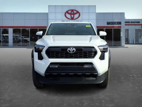 New 2025 Toyota Tacoma TRD Off-Road image 2