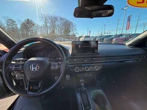 Used 2022 Honda Civic Sport image 6